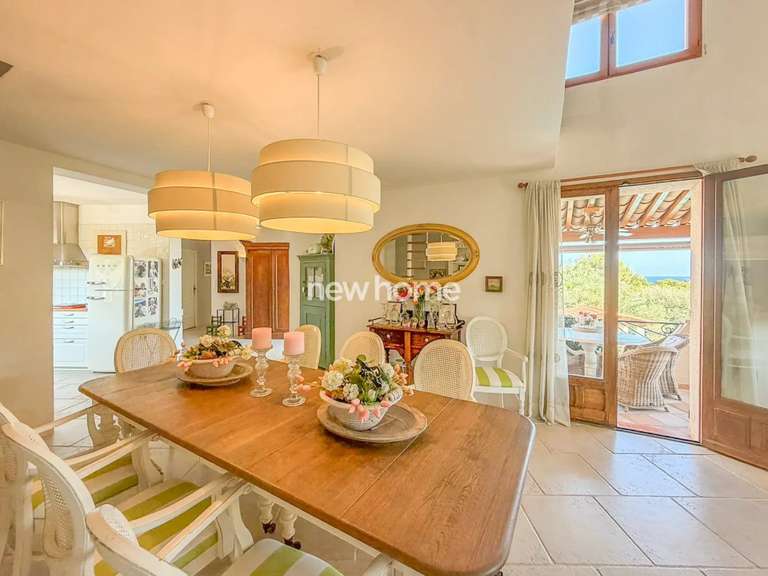 Maison avec Vue sur mer Le dramont - 4 chambres - 187m²