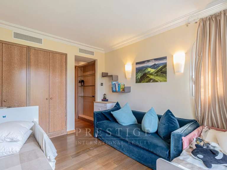 House Cap-d-antibes - 3 bedrooms - 247m²