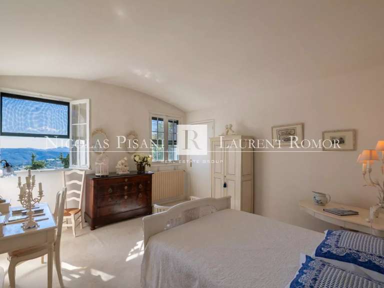 Maison Le Tignet - 5 chambres - 224m²
