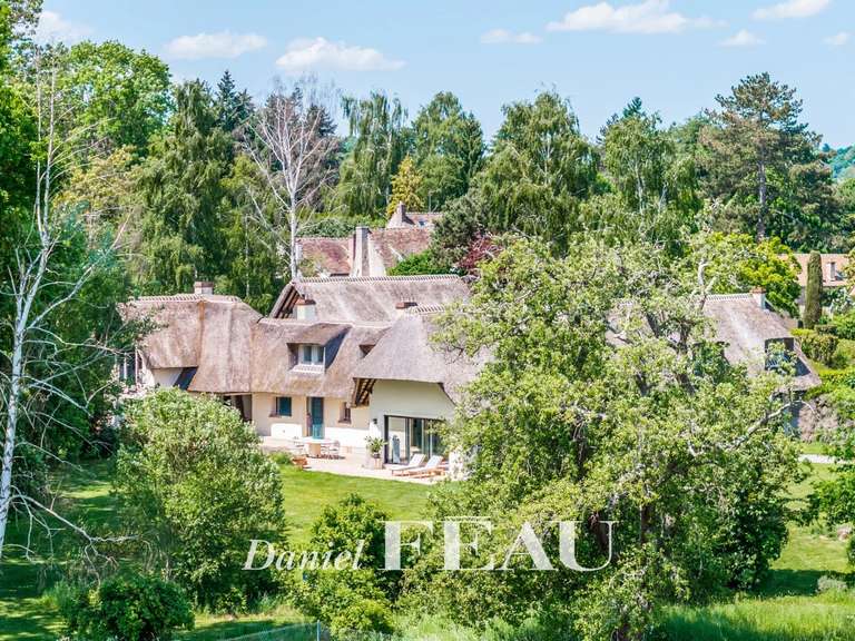 Maison Montfort-l'Amaury - 9 chambres - 480m²