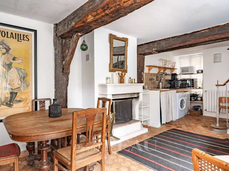Maison Montfort-l'Amaury - 5 chambres - 394m²