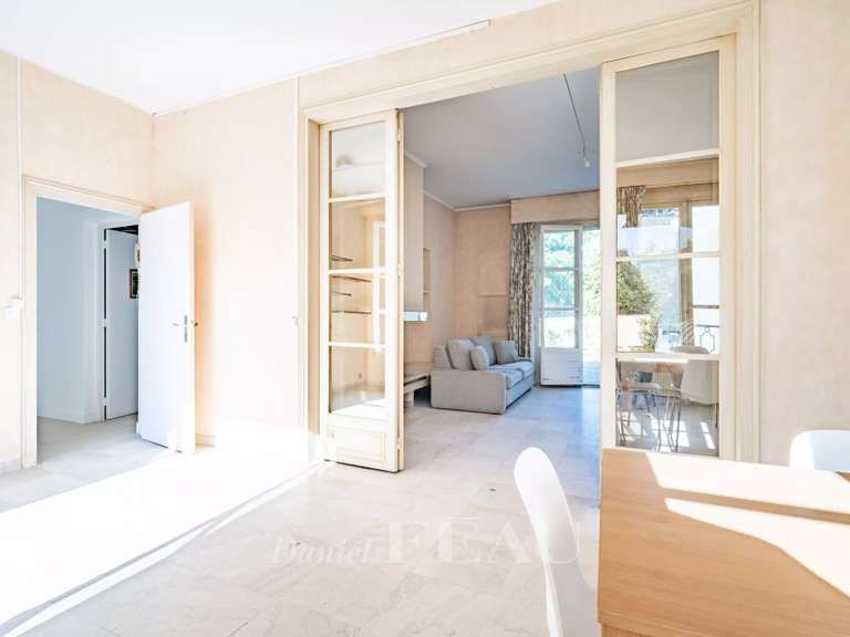 House Versailles - 6 bedrooms - 248m²