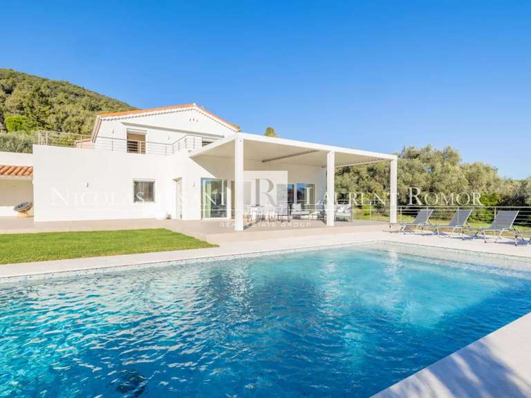 House Villefranche-sur-Mer - 3 bedrooms - 171m²