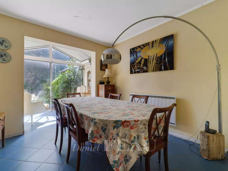 Maison Jouy-en-Josas - 5 chambres - 145m²