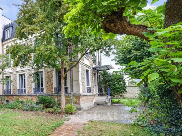 House Versailles - 6 bedrooms - 325m²