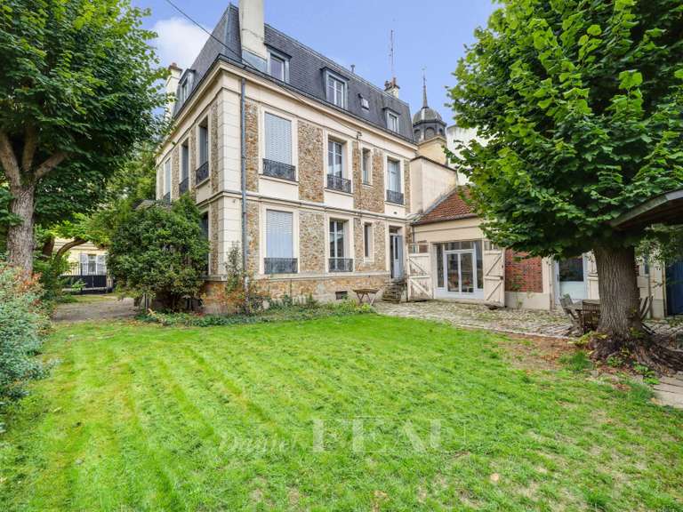 House Versailles - 6 bedrooms - 325m²
