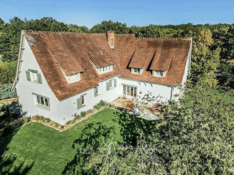 Maison Montfort-l'Amaury - 5 chambres - 355m²