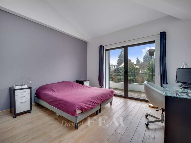 Maison La Celle-Saint-Cloud - 5 chambres - 335m²