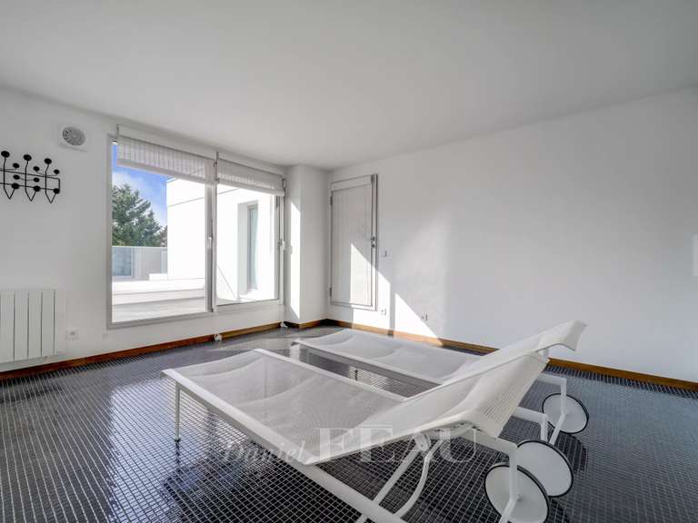 House Bougival - 4 bedrooms - 200m²