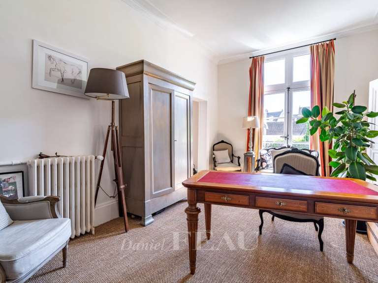 Maison Montfort-l'Amaury - 4 chambres - 250m²