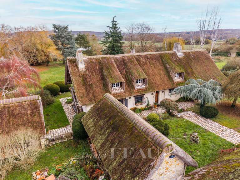 Maison Montfort-l'Amaury - 6 chambres - 330m²