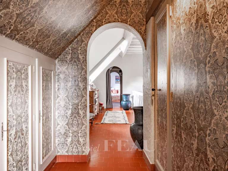 Maison Montfort-l'Amaury - 6 chambres - 330m²