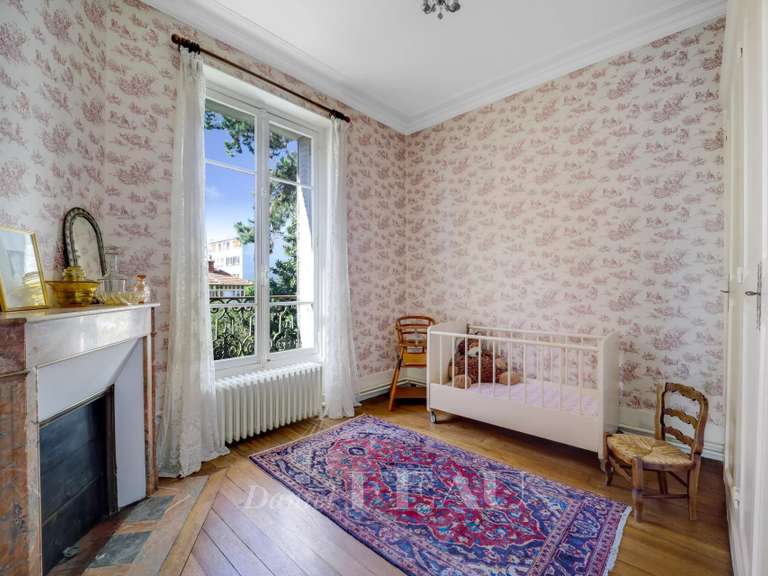 Maison Versailles - 6 chambres - 275m²