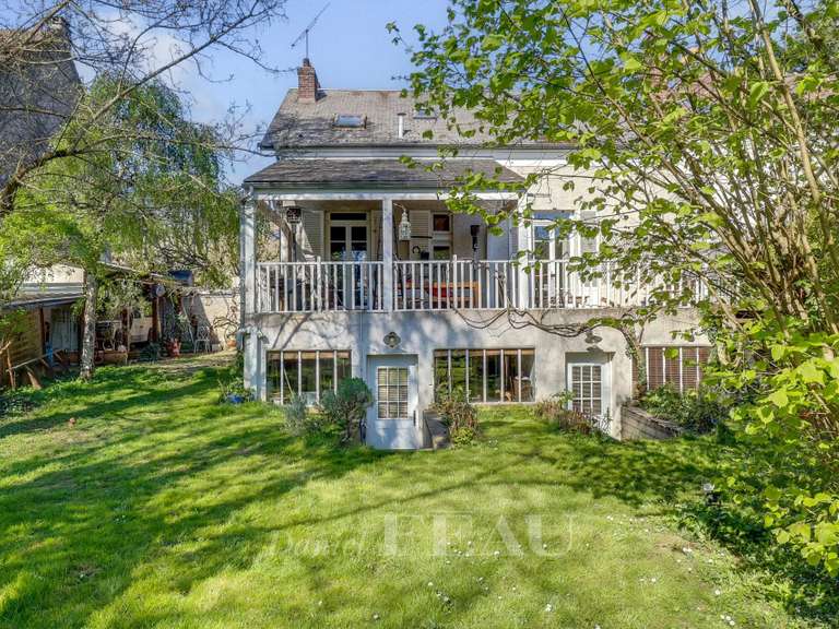 Maison Montfort-l'Amaury - 5 chambres - 140m²