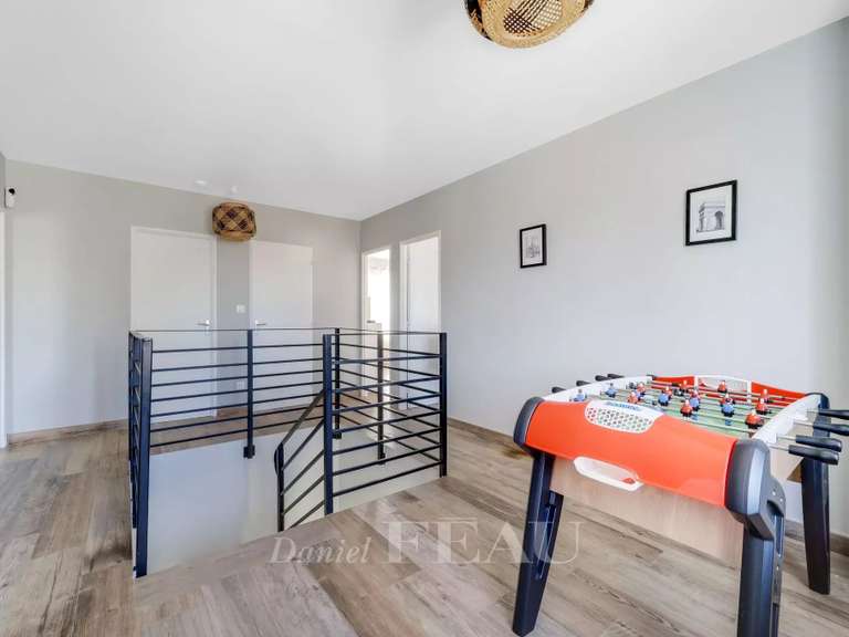Maison Fontenay-le-Fleury - 4 chambres - 173m²