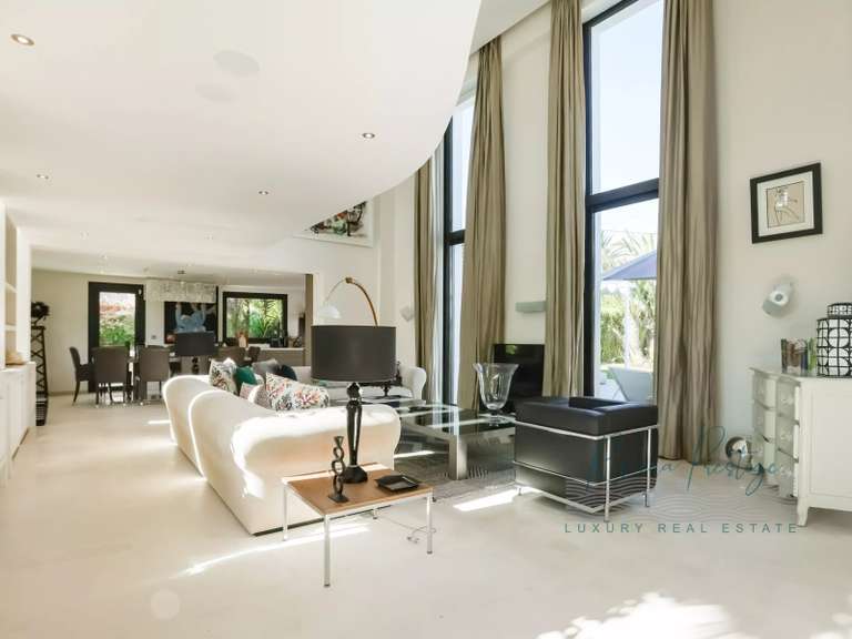 Maison Saint-Tropez - 5 chambres - 386m²