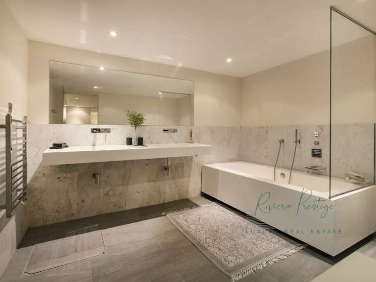 House Saint-Tropez - 5 bedrooms - 386m²