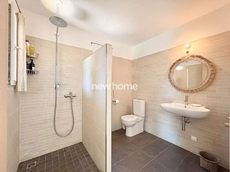 House Lorgues - 3 bedrooms - 149m²