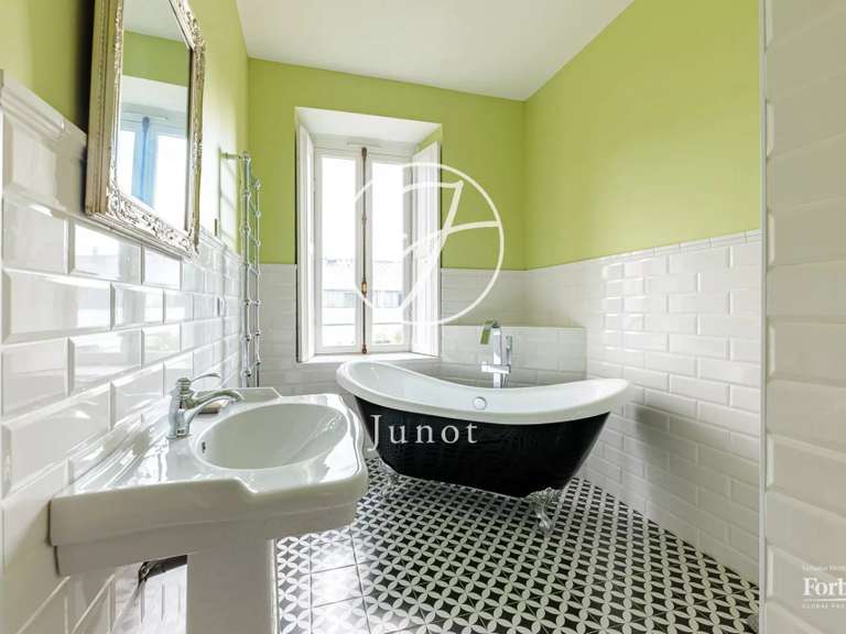 Maison Nantes Saint-Donatien - 4 chambres - 246m²