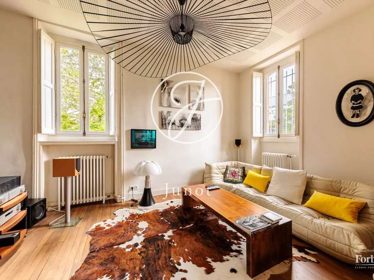Maison Nantes Saint-Donatien - 4 chambres - 246m²