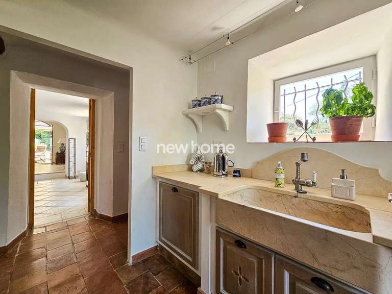 Maison Lorgues - 6 chambres - 205m²