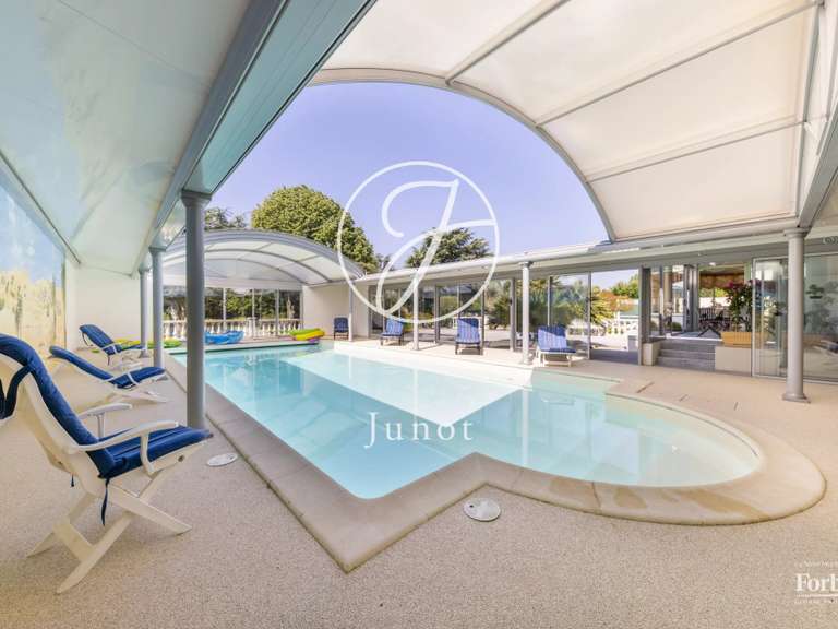Maison Les Sorinières - 5 chambres - 511m²