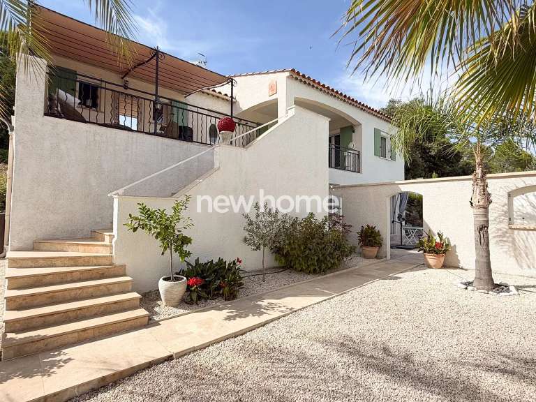 Maison Le Thoronet - 4 chambres - 150m²