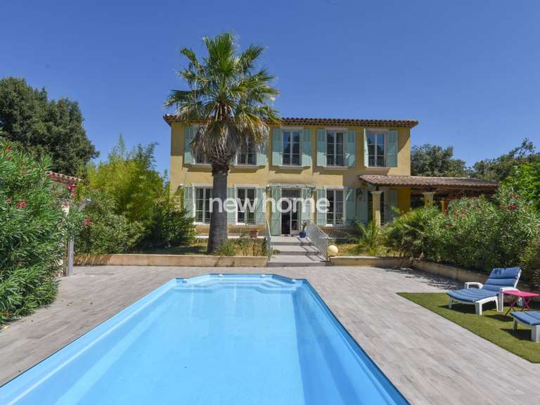 Maison Le Thoronet - 5 chambres - 244m²