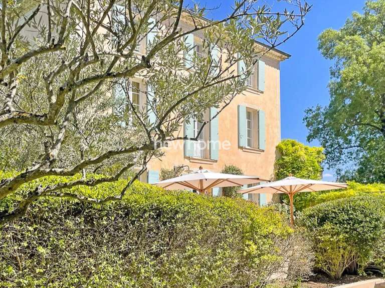 Maison Salernes - 7 chambres - 208m²