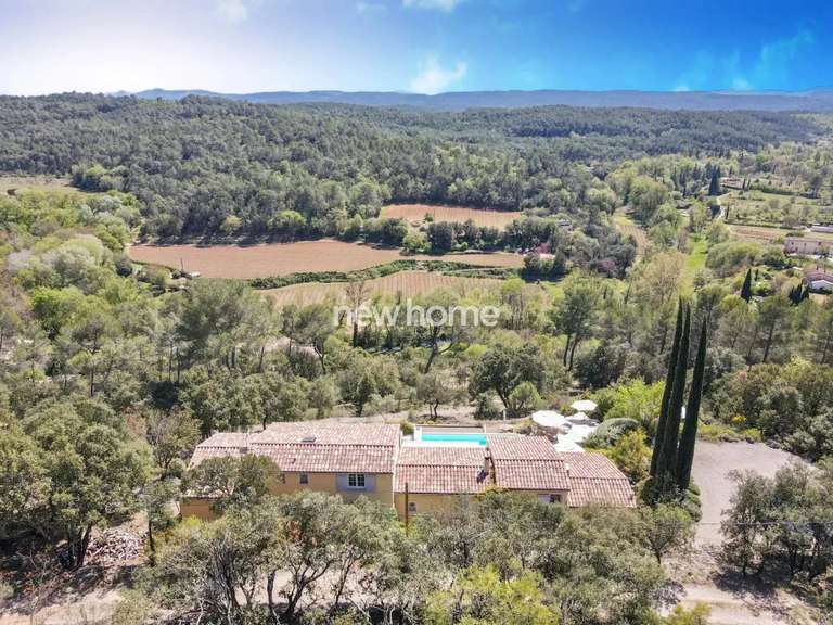 Maison Entrecasteaux - 6 chambres - 254m²