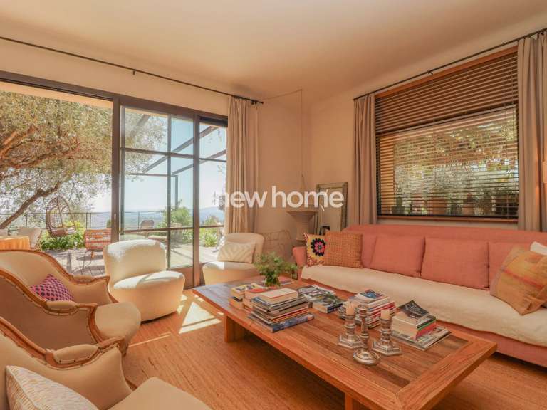 House with Sea view Châteauneuf-Grasse - 4 bedrooms - 240m²