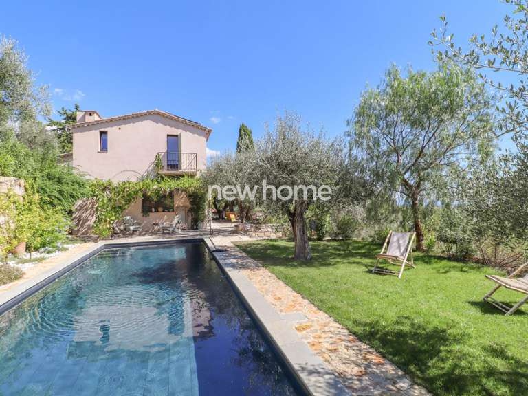 House with Sea view Châteauneuf-Grasse - 4 bedrooms - 240m²