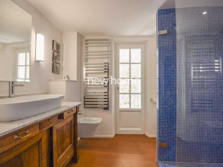 Maison Châteauneuf-Grasse - 6 chambres - 325m²