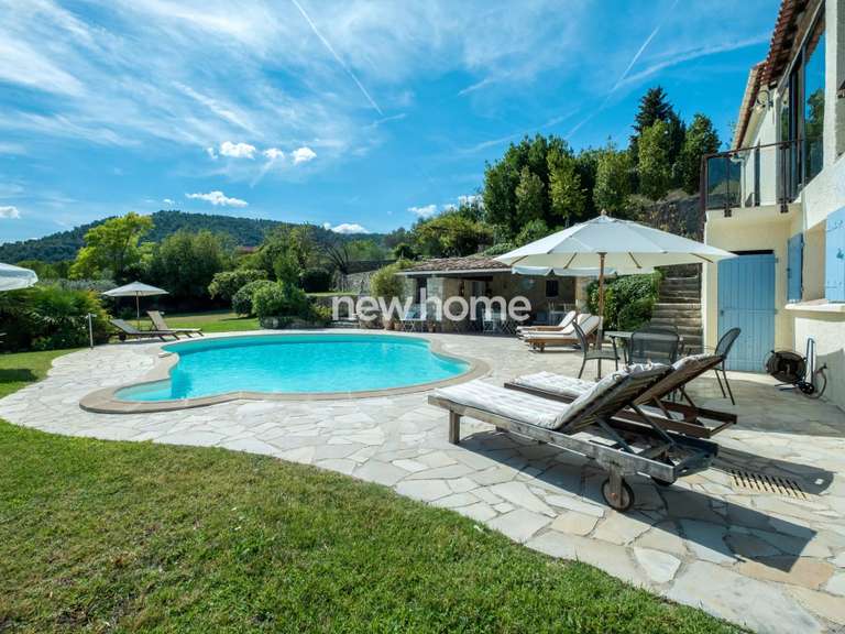 Maison Bargemon - 5 chambres - 192m²