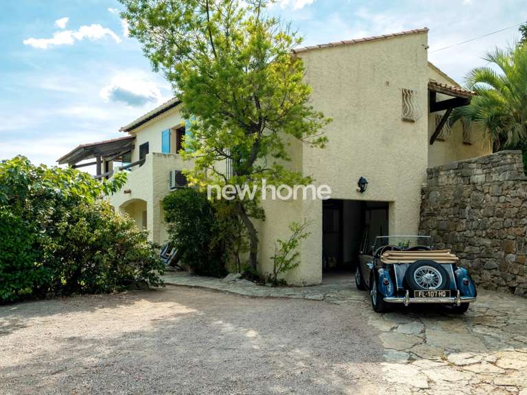 Maison Bargemon - 5 chambres - 192m²