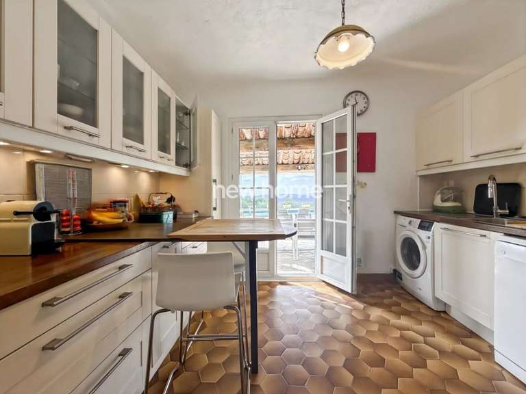 Maison Montauroux - 3 chambres - 150m²
