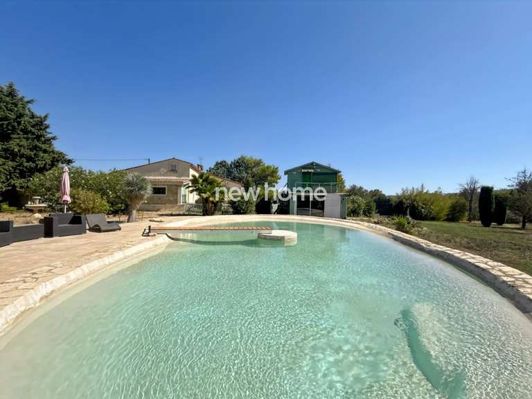 Maison Tourrettes - 4 chambres - 180m²