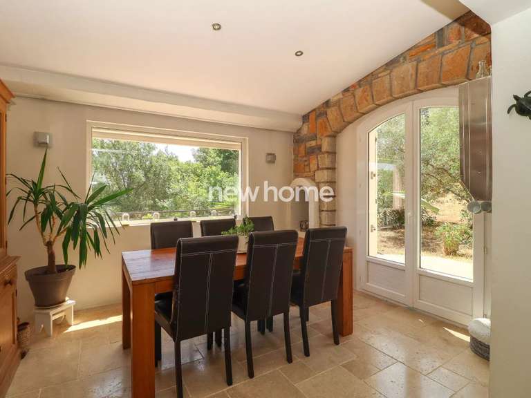 House Tourrettes - 3 bedrooms - 180m²