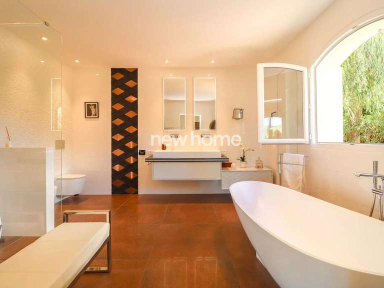 House Montauroux - 4 bedrooms - 222m²