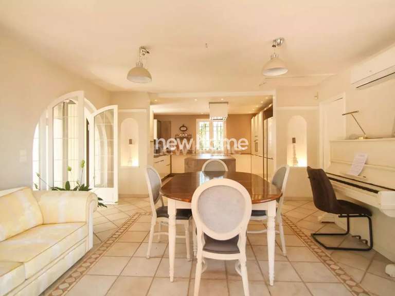 House Fayence - 5 bedrooms - 245m²