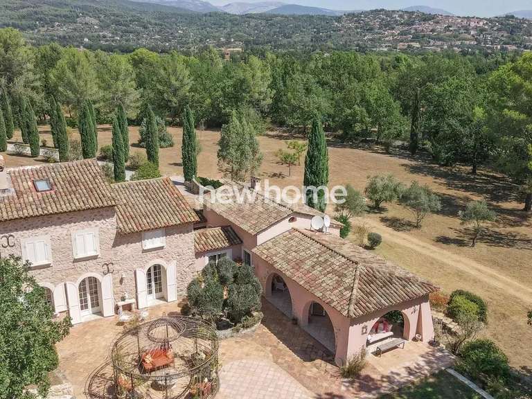 House Fayence - 5 bedrooms - 245m²