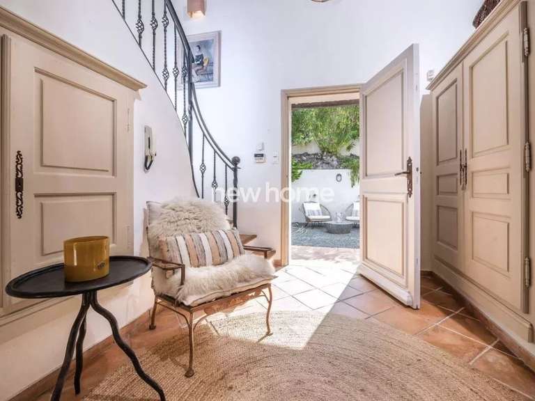 House Les Adrets-de-l'Estérel - 5 bedrooms - 231m²