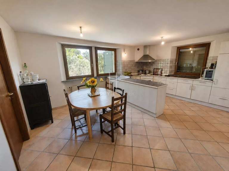 Maison Saint-Rémy-de-Provence - 4 chambres - 255m²