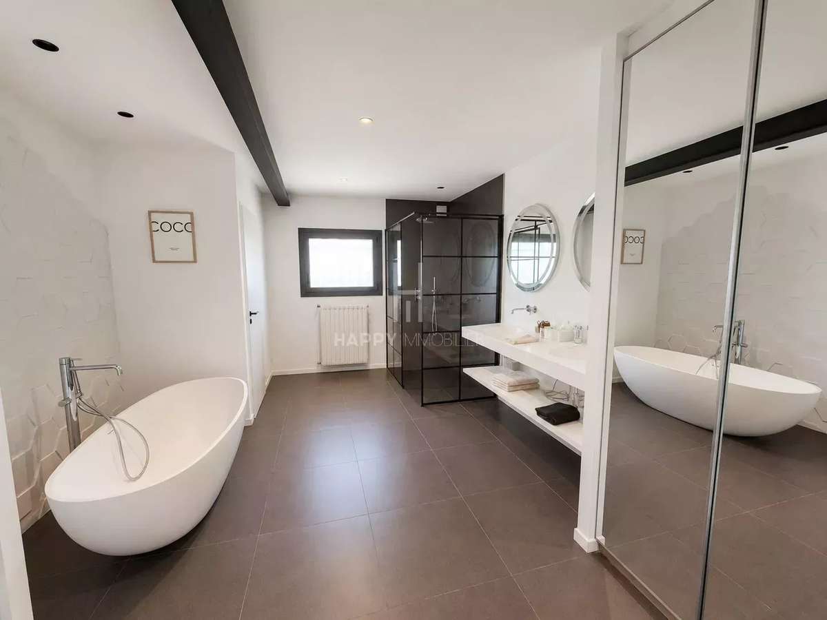 Maison Noves