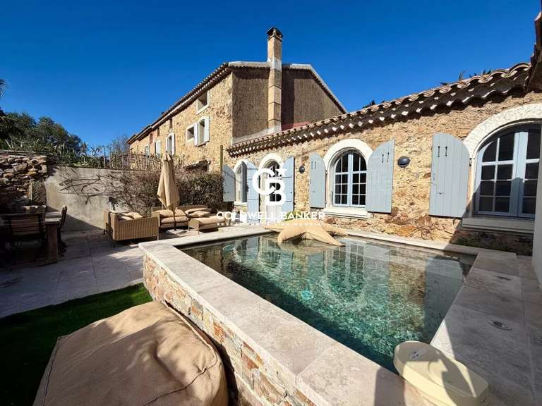 Maison Gassin - 3 chambres - 101m²