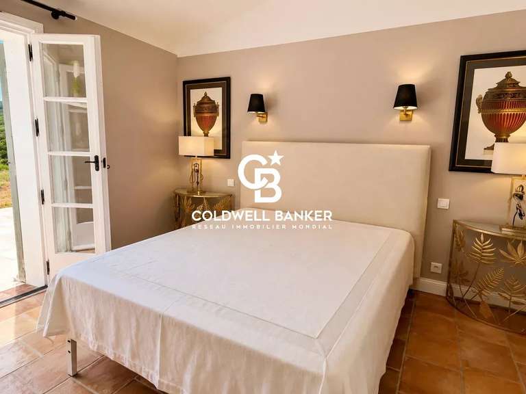 House Grimaud - 4 bedrooms - 261m²