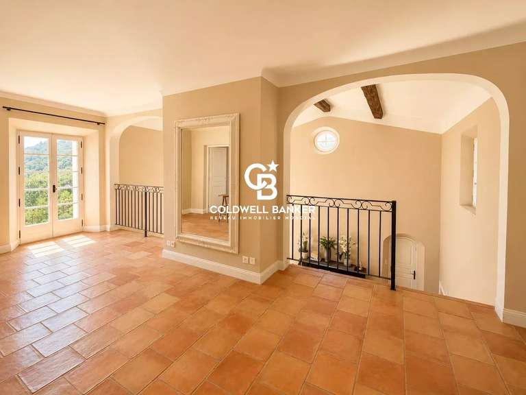 House Grimaud - 4 bedrooms - 261m²