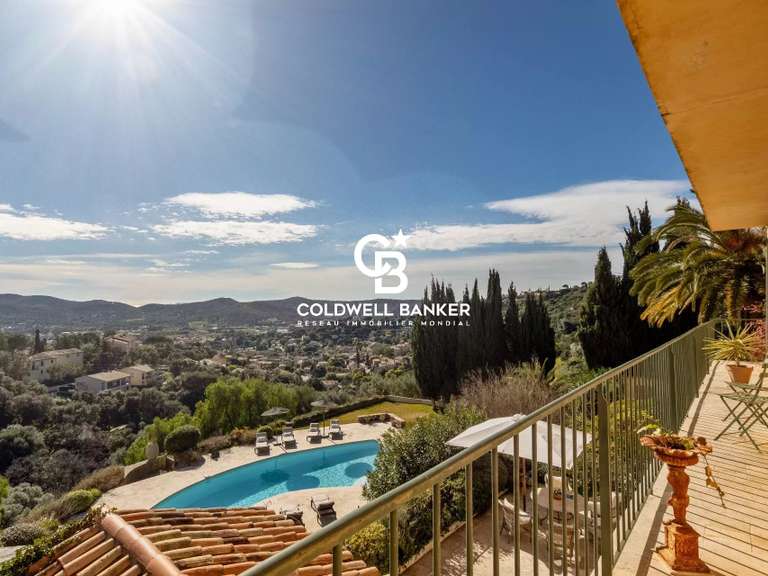 Maison Bormes-les-Mimosas - 8 chambres - 539m²