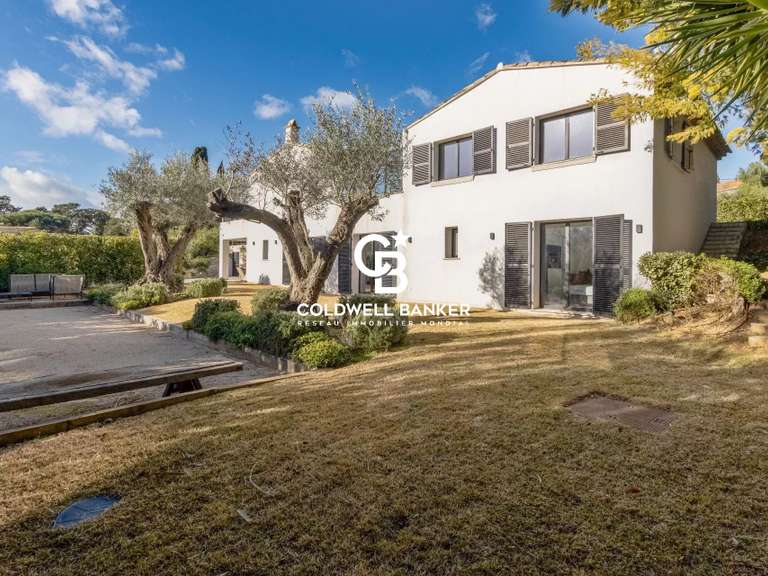 Maison La Croix-Valmer - 5 chambres - 280m²
