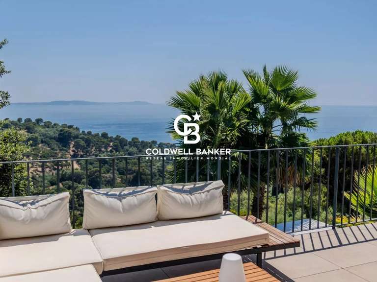 House with Sea view Rayol-Canadel-sur-Mer - 6 bedrooms - 243m²